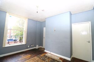 Photo 16- click for photo gallery